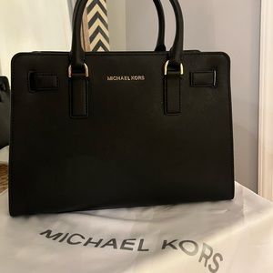 NWOT Michael Kors Black Saffiano Leather Satchel Handbag w/ Shoulder Strap
